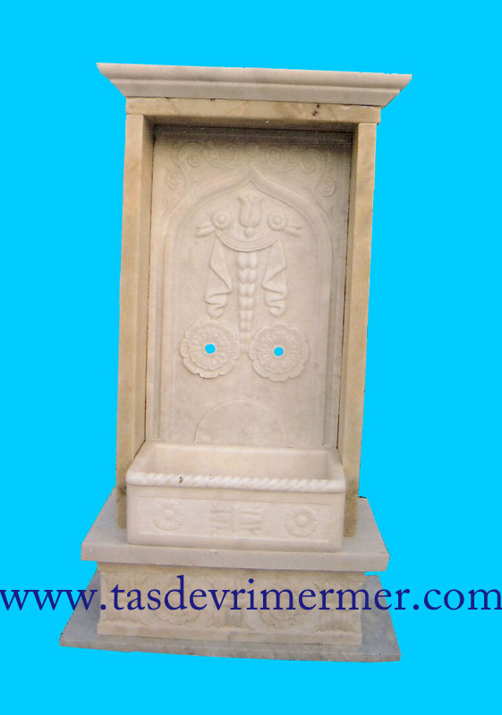 Tek Yönlü Mermer Meydan Çeşmesi